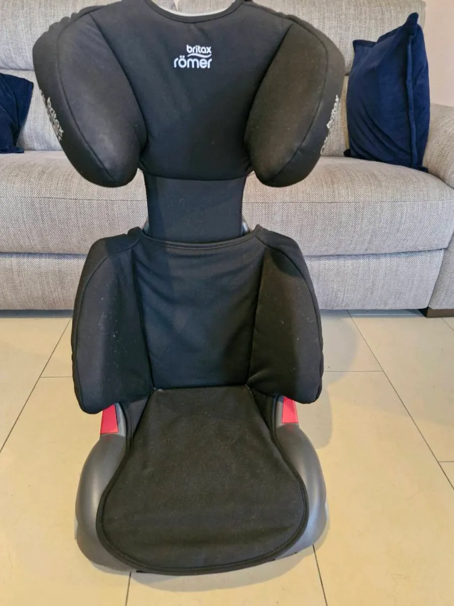 Britax Romer car seat 15-36kg - Image 1