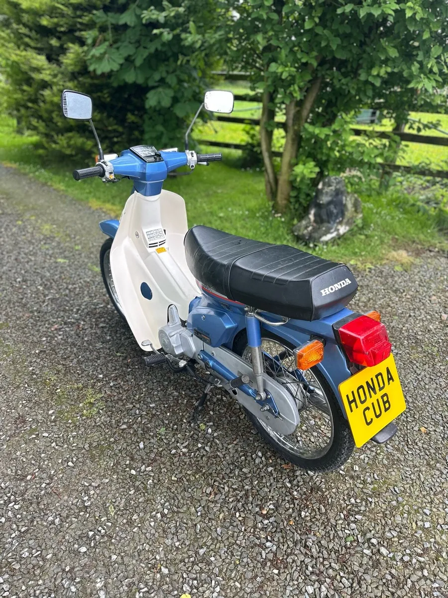 1986 Honda C90 Cub - Image 4