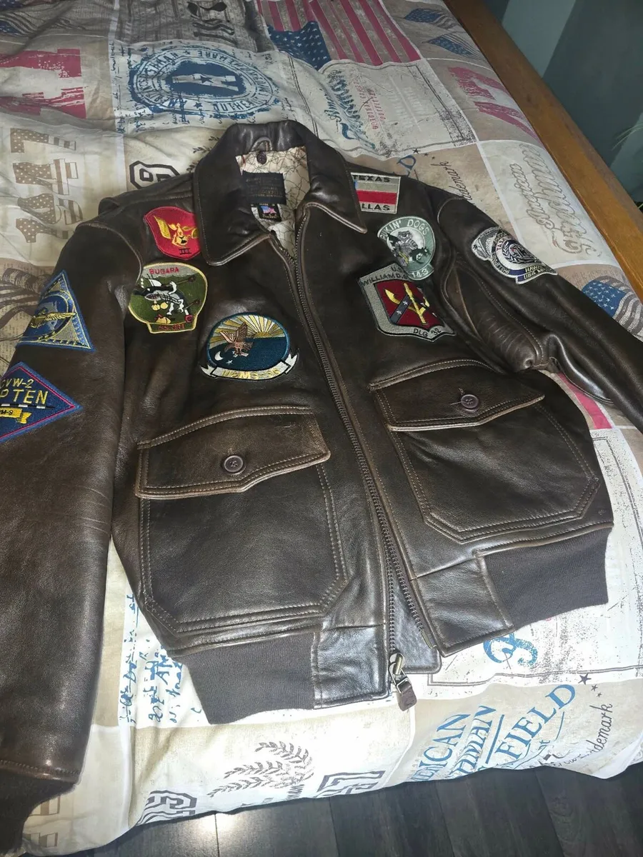 Authentic American flight jacket - Image 4