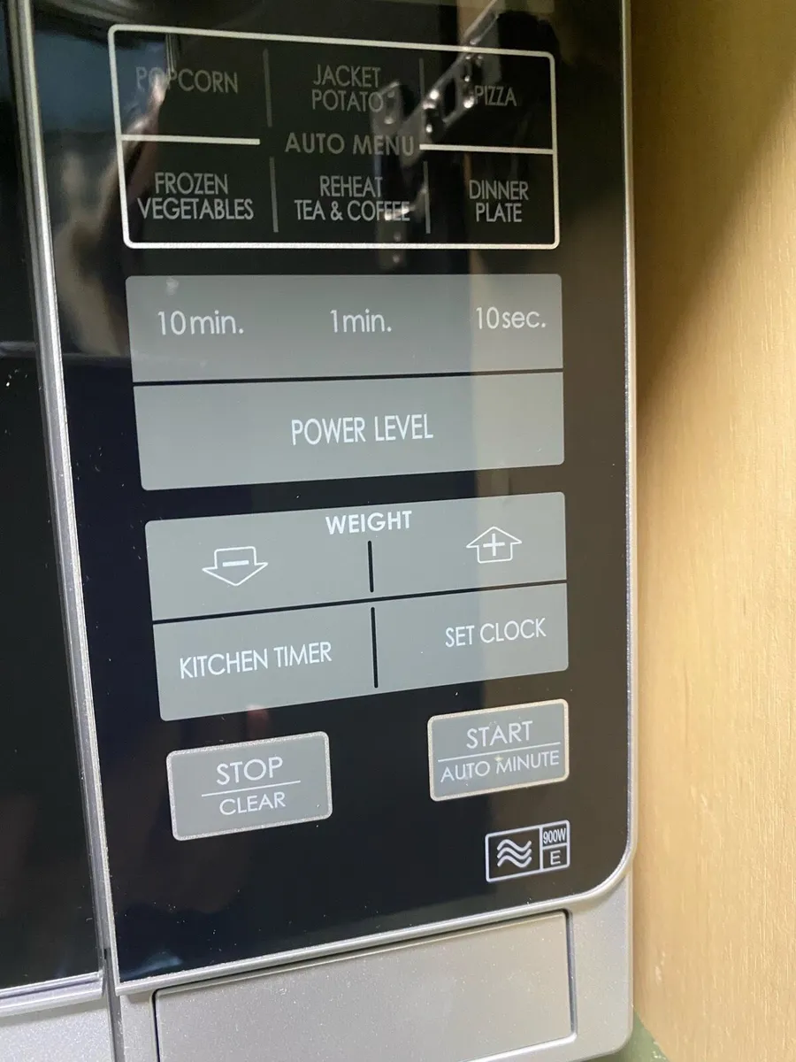 Sharp microwave - Image 3
