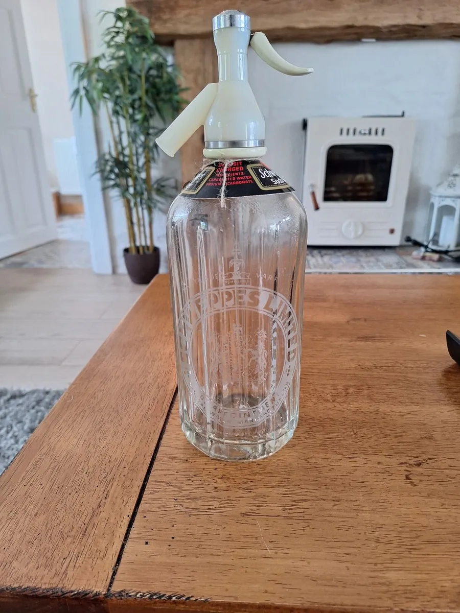 Vintage Schweppes soda syphon