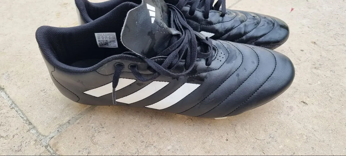 Football boots - Image 1