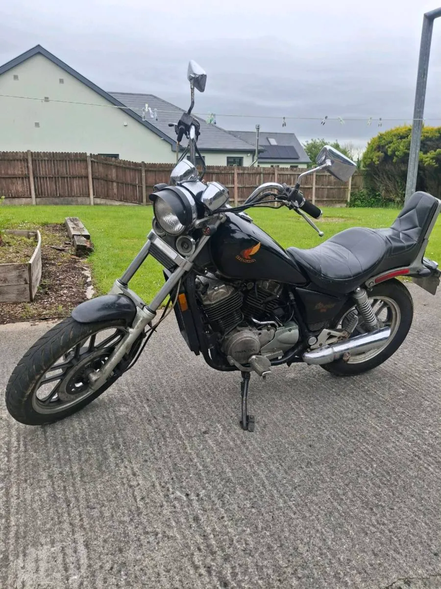 1985 honda shadow vt500c - Image 4
