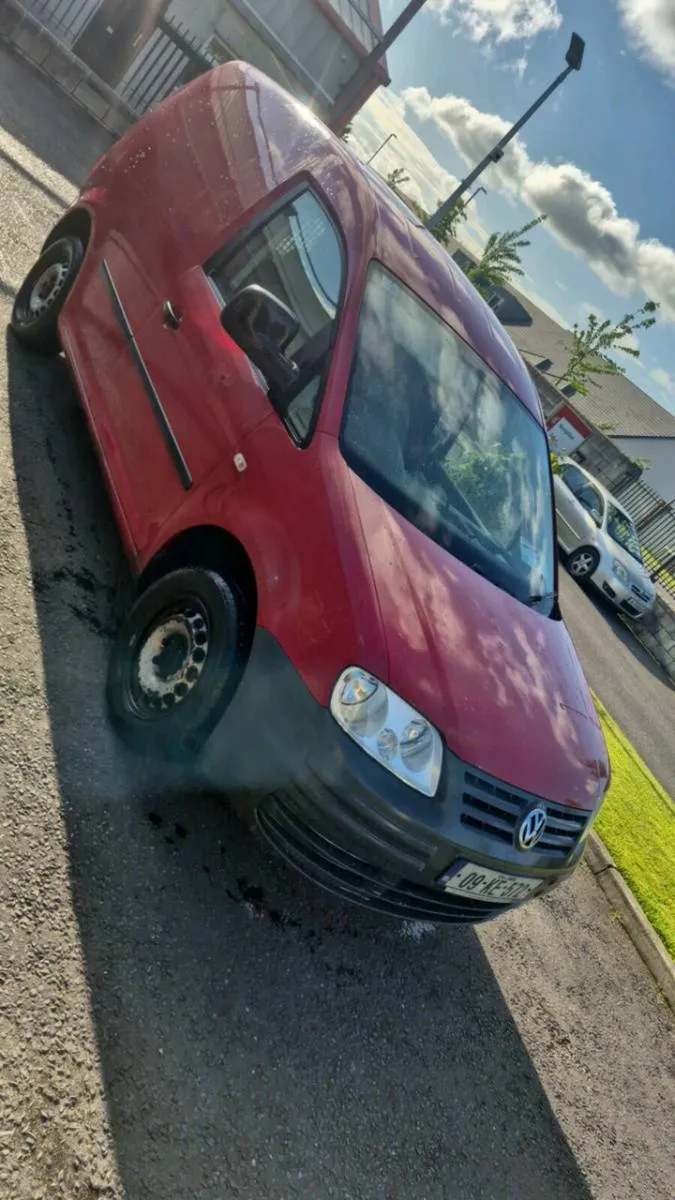 1.9 TDI CADDY 2009 - Image 1