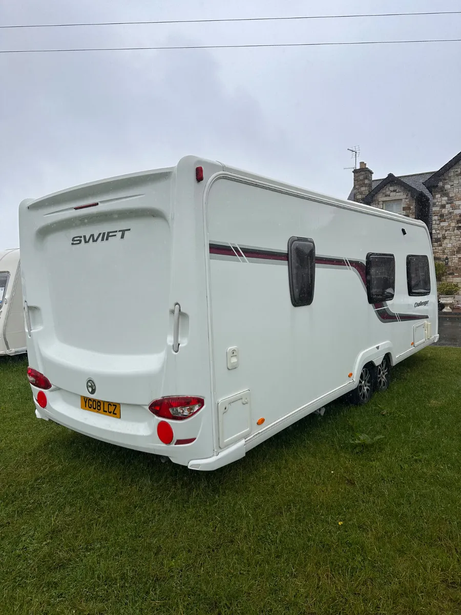 ✨STUNNING SWIFT CHALLENGER 6 BERTH✨ - Image 2