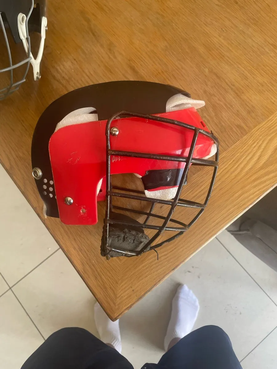 Two Tone Scanda Helmet - Image 4