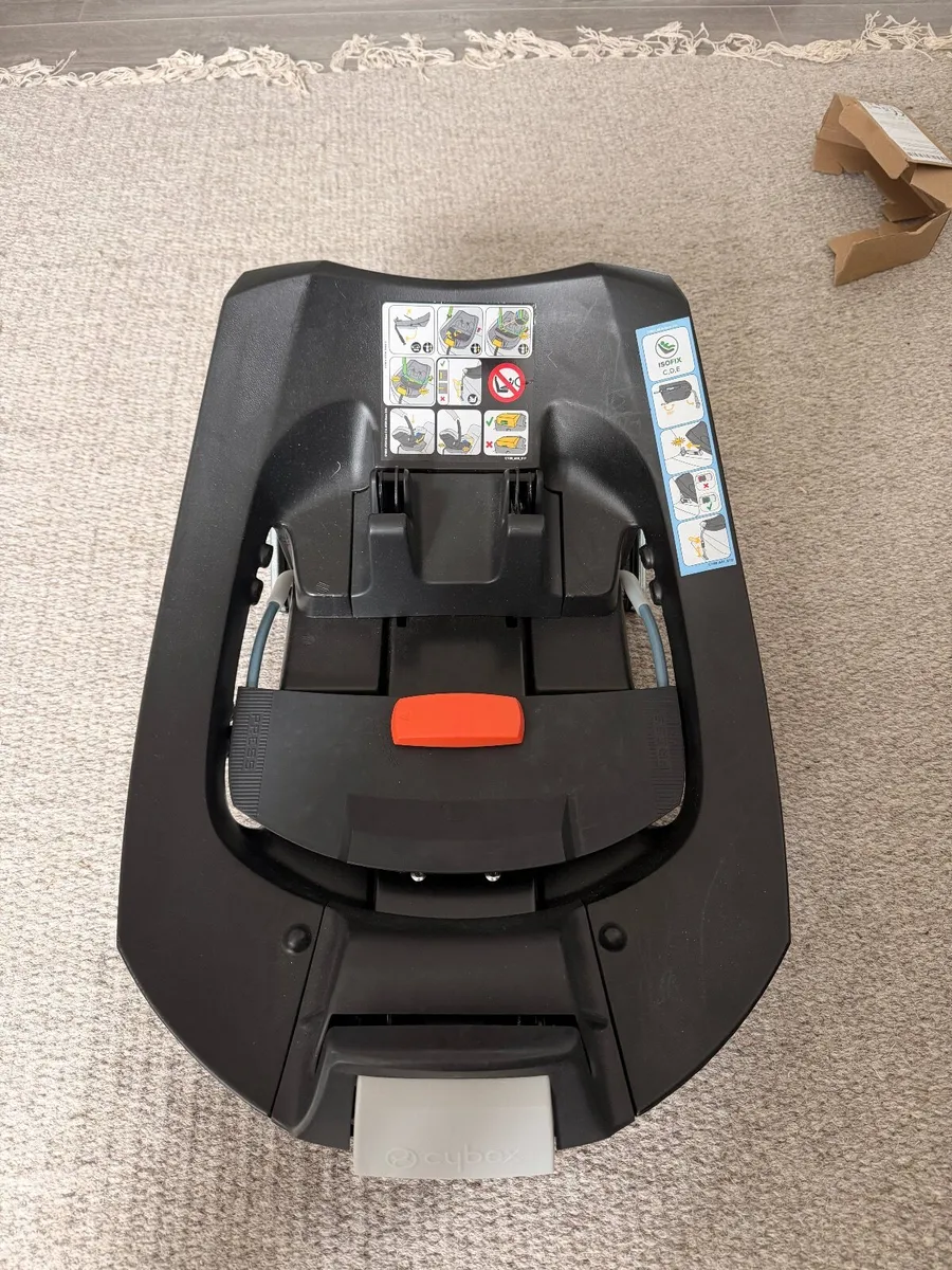 Baby carseat Cybex  isofix - Image 3