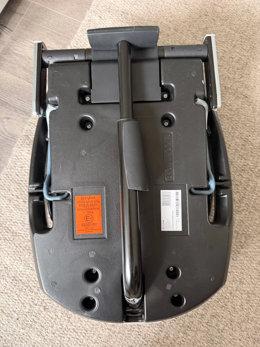 Baby carseat Cybex  isofix - Image 2