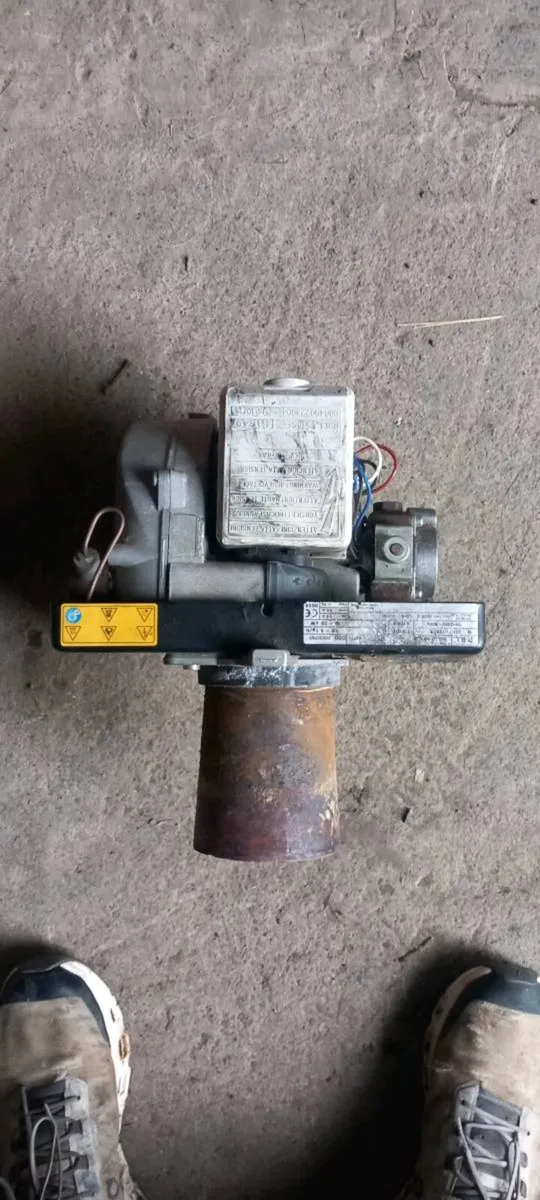 2 Reillo oil burner for sale - Image 3