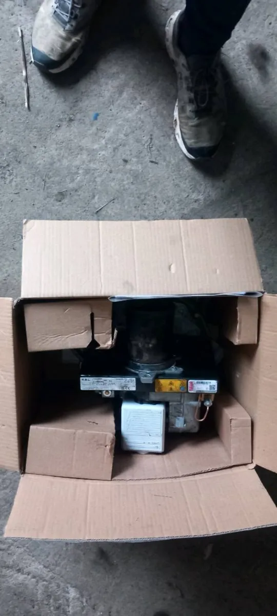 2 Reillo oil burner for sale - Image 4