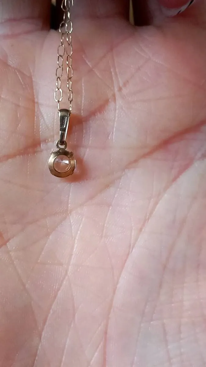9ct gold necklace - Image 2