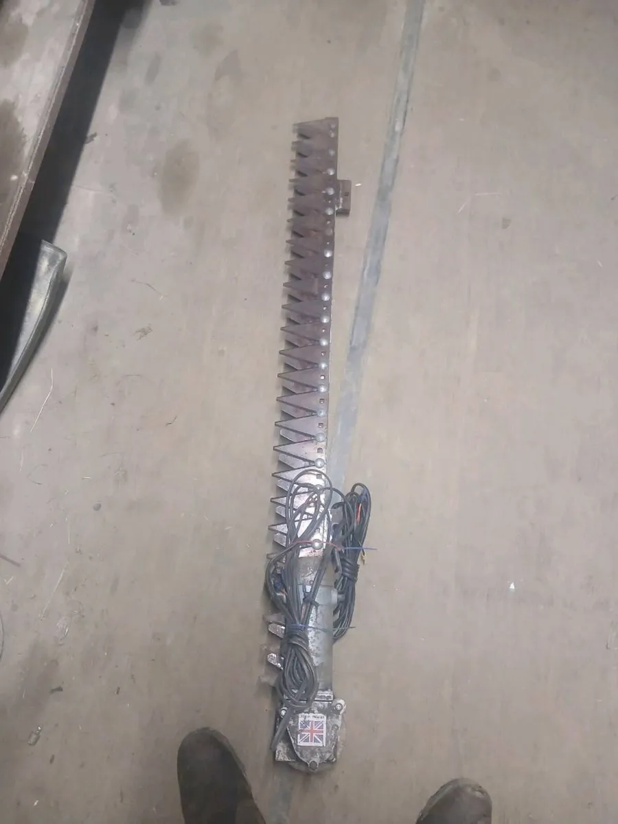 Bale Lifter Rape Side Knife - Image 3