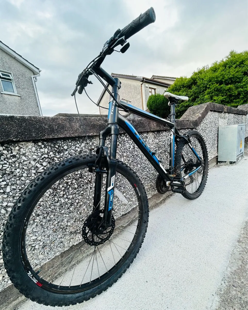 Trek 3700 3 series - Image 2