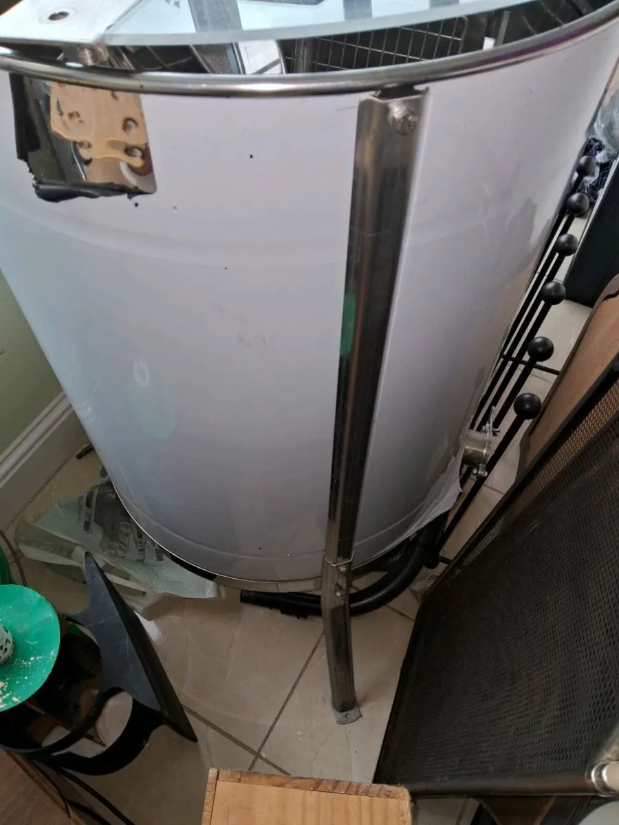 Bee honey  extractor - Image 1