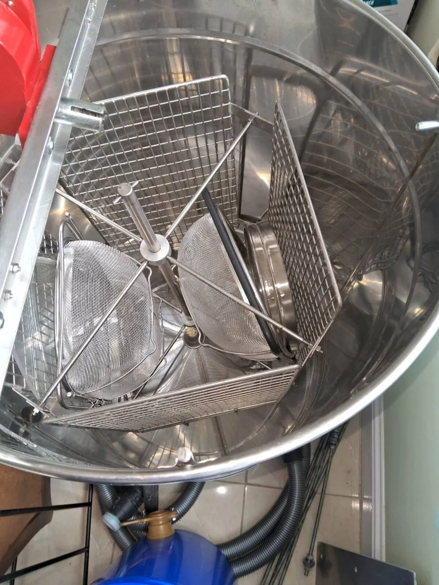 Bee honey  extractor - Image 2