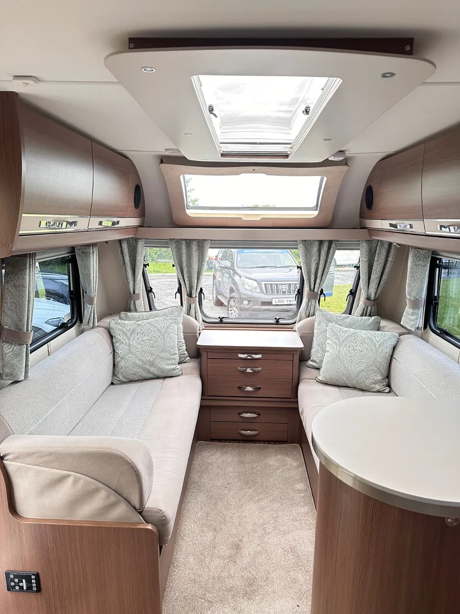 ✨STUNNING BUCCANEER CRUISER 4 BERTH ISLAND BED✨ - Image 2
