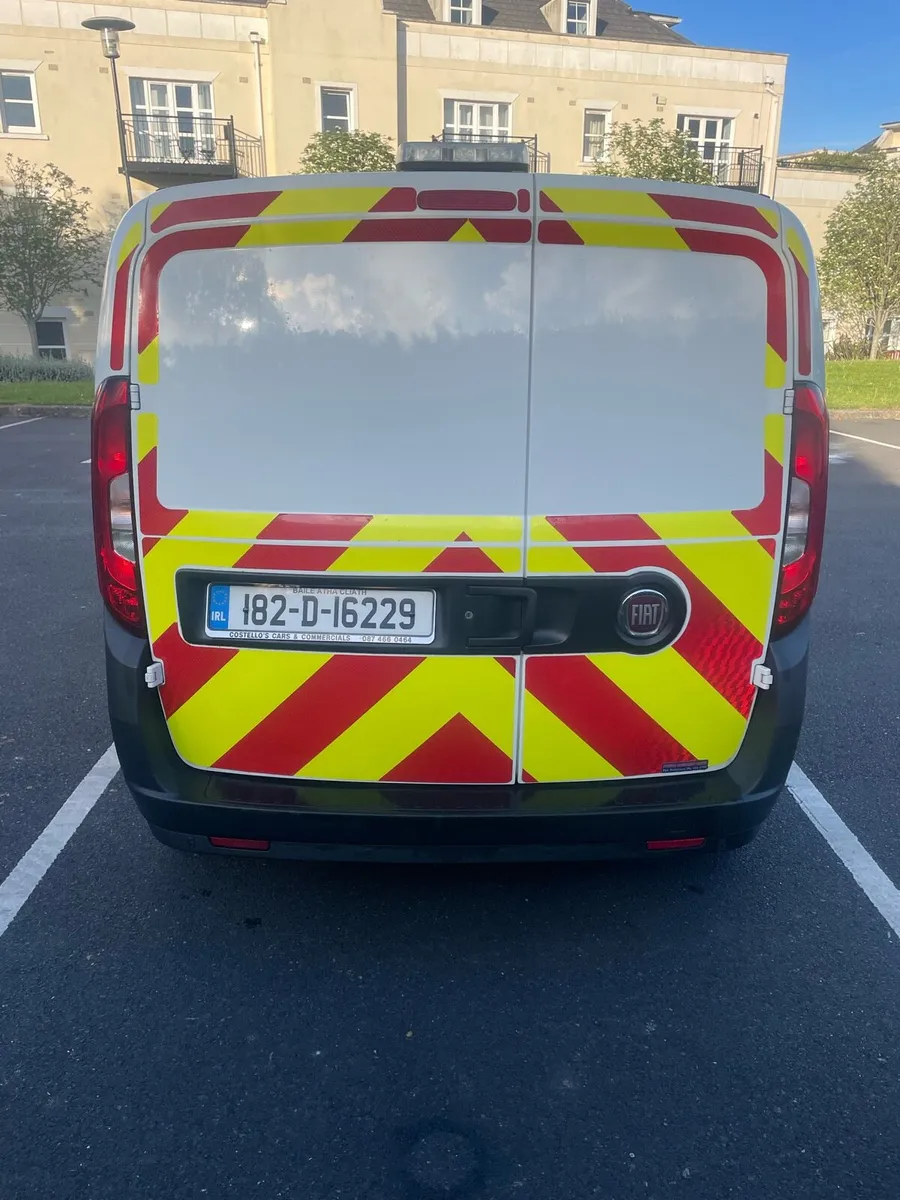 2018 Fiat Doblo NEW DOE 05/2027 LOW KILOMETERS - Image 4