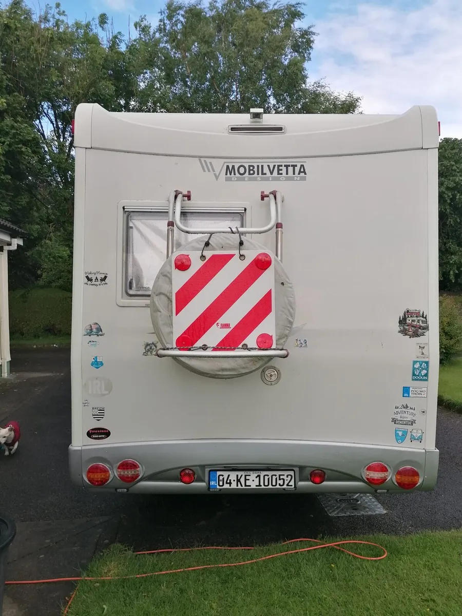 Motorhome - Image 4