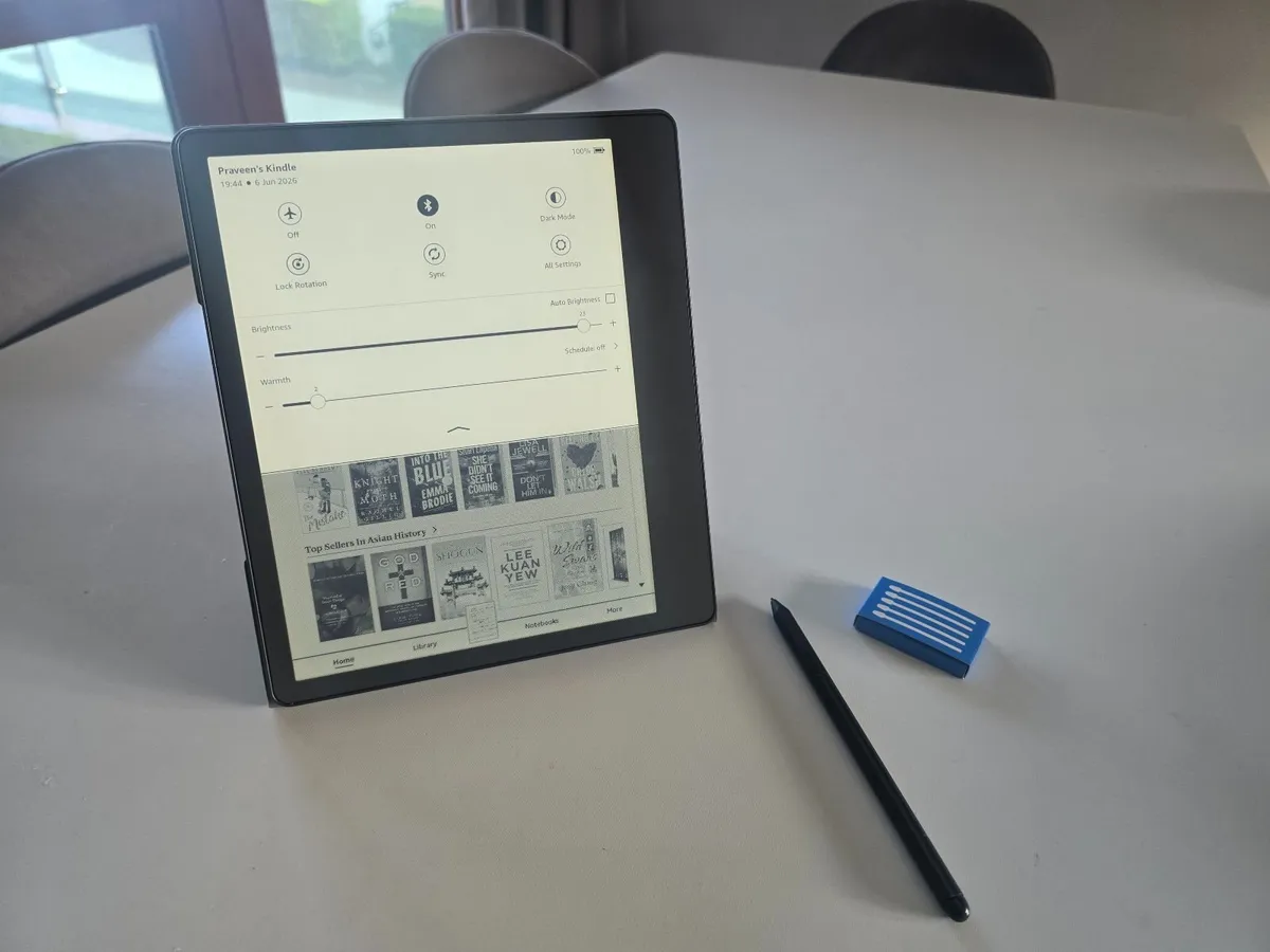 Kindle Scribe - 16 GB 10.2" Paperwhite display - Image 1
