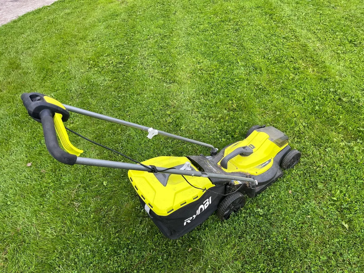 RYOBI ONE+ 18 VOLT CORDLESS MOWER & STRIMMER - Image 4