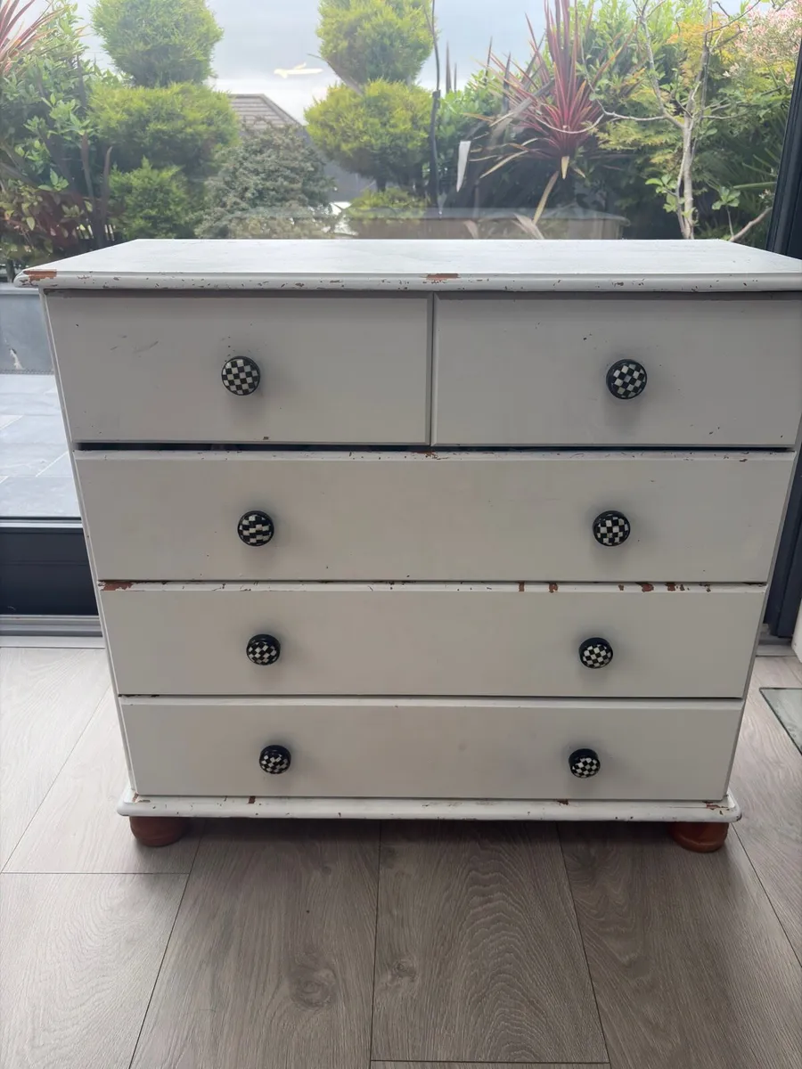 Painted Pine chest of drawers - Image 1