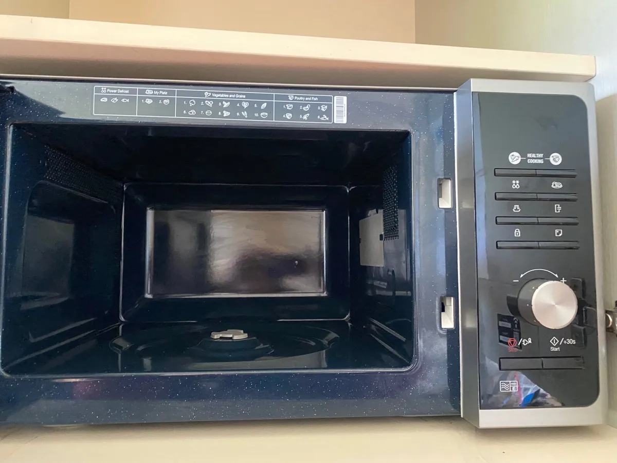 Samsung Microwave - Image 3