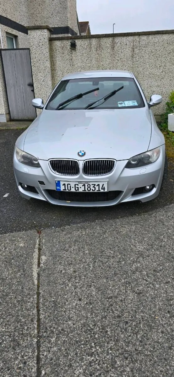 BMW e92, 3  litre petrol , for breaking or repair - Image 1