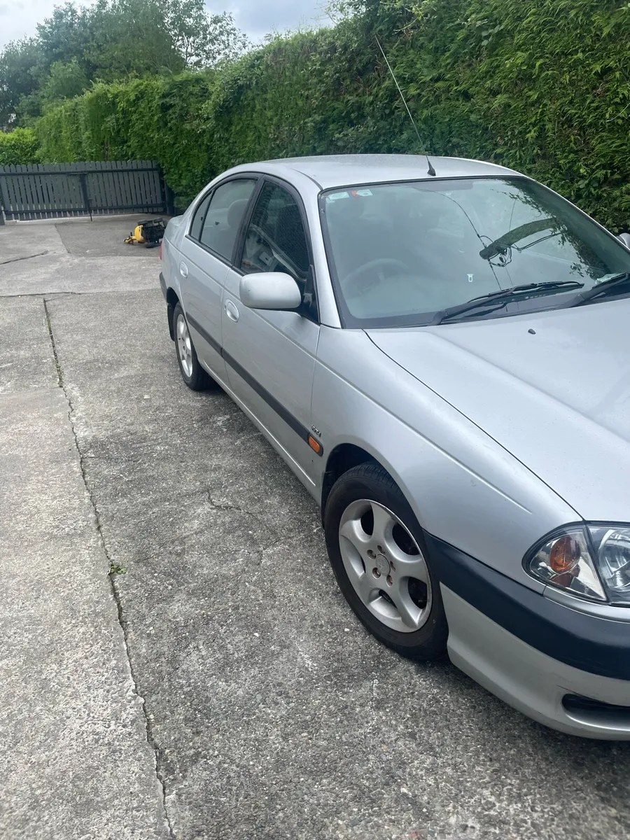 Toyota Avensis - Image 3