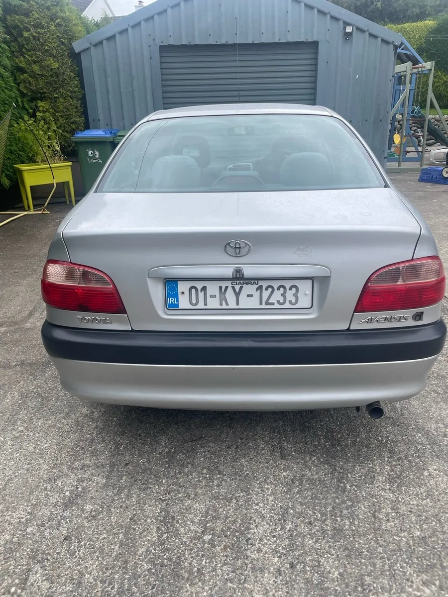 Toyota Avensis - Image 4
