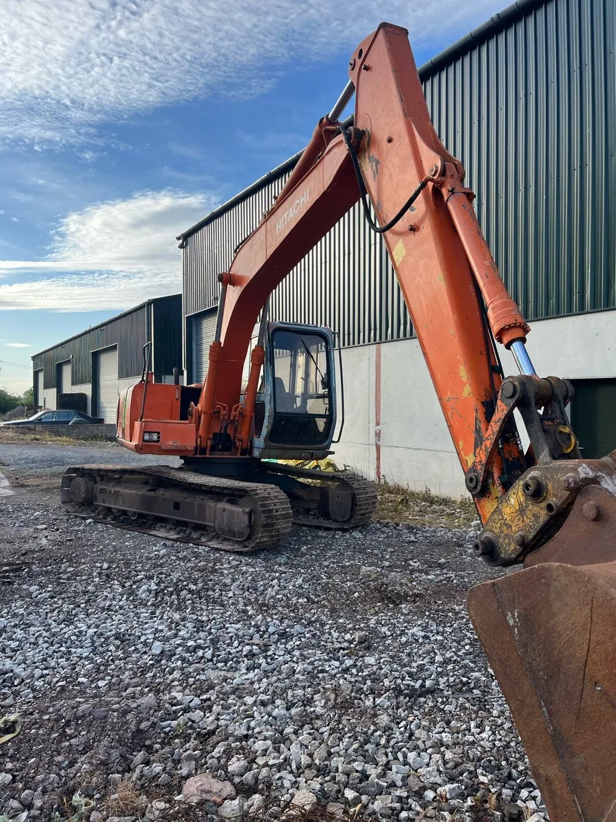 Hitachi ex120 - Image 3