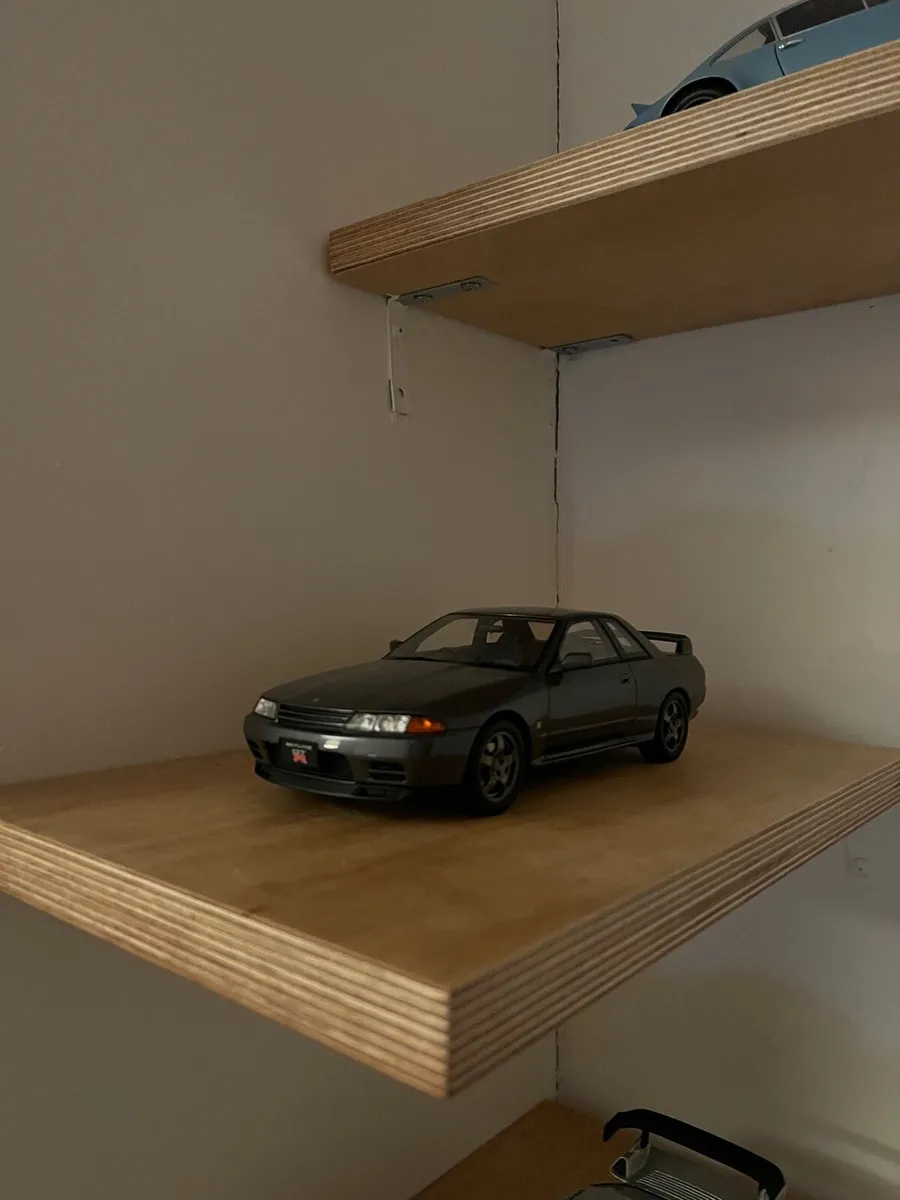Plywood shelves x3 - Image 2