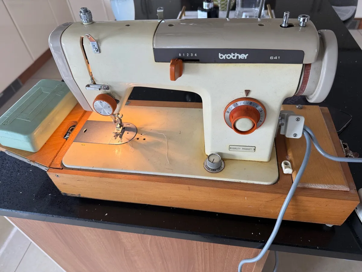 Vintage Sewing machine Brother 641 - Image 1