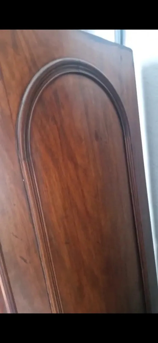 Victorian Wardrobes - Image 4