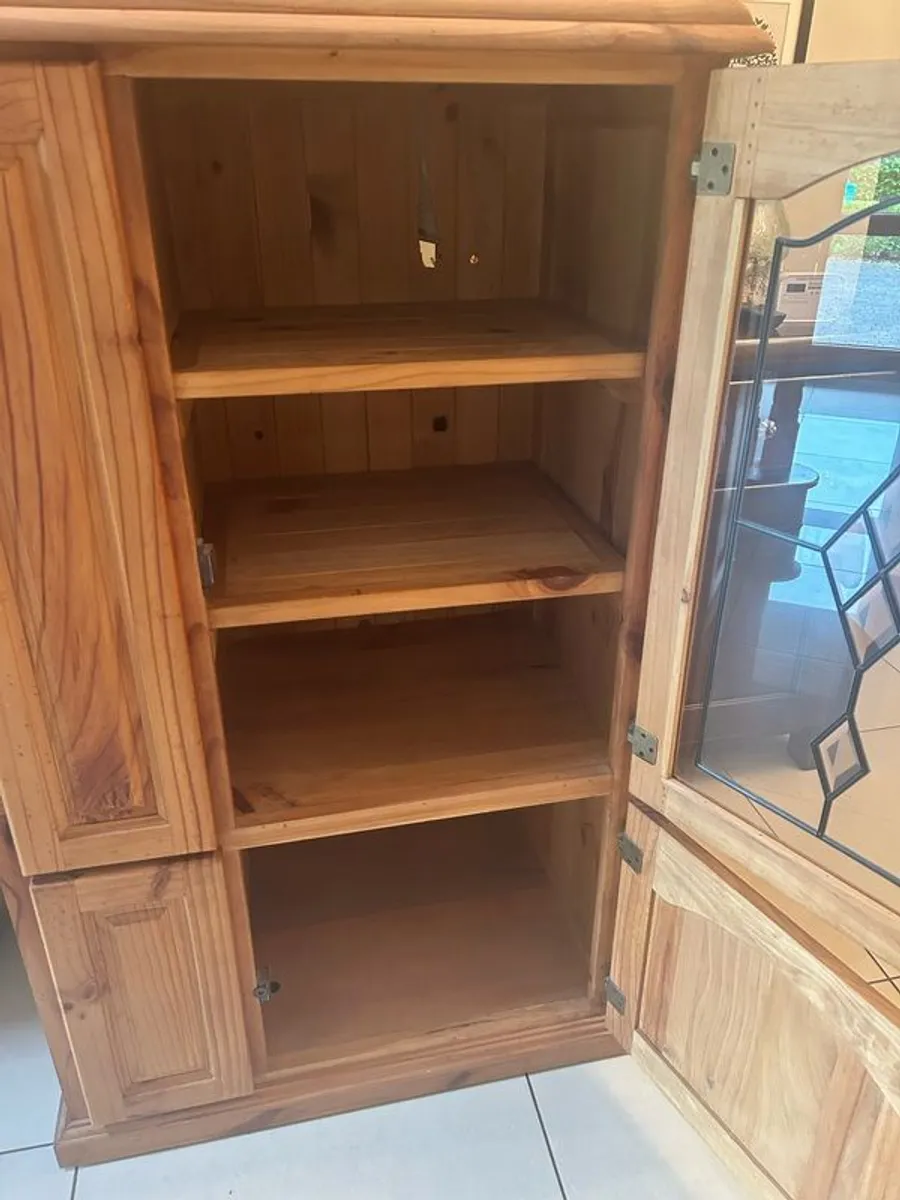 Tv/cd cabinet - Image 3