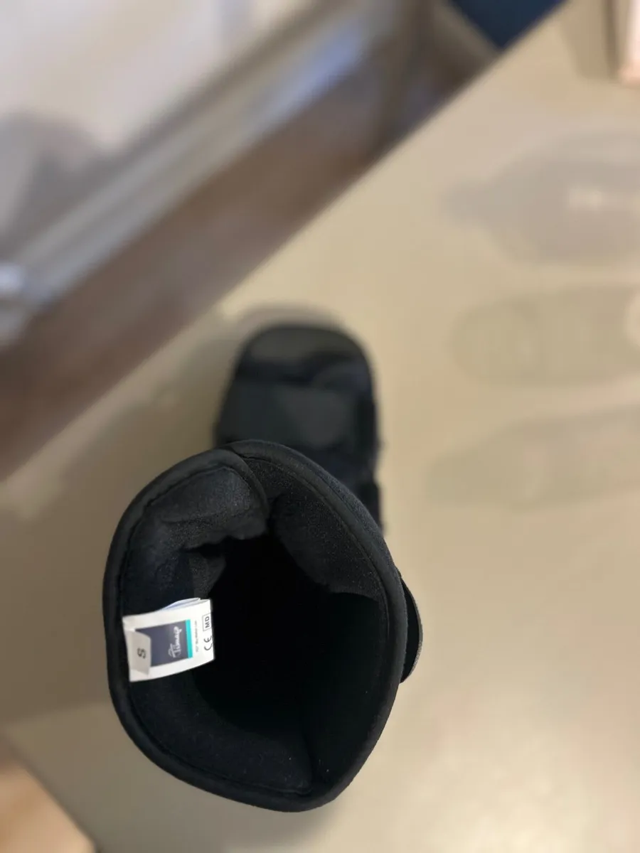 Short Airwalker Orthopaedic boot - Image 4