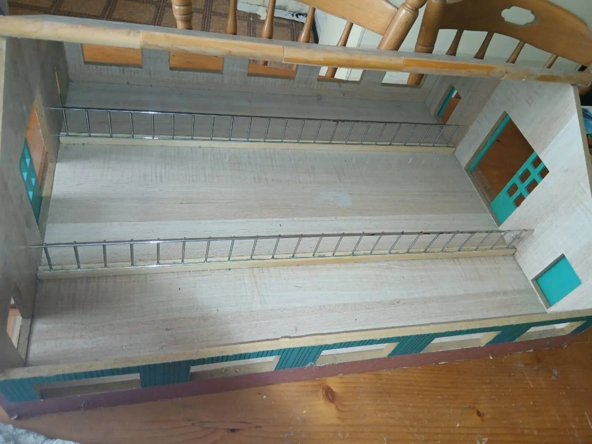 Kids Farm Shed - Image 3