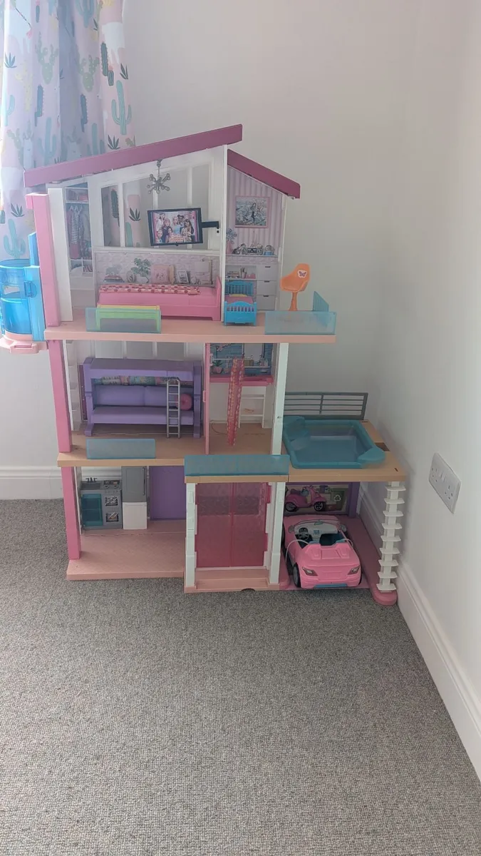 Barbie Dream House and Accessories - Image 1