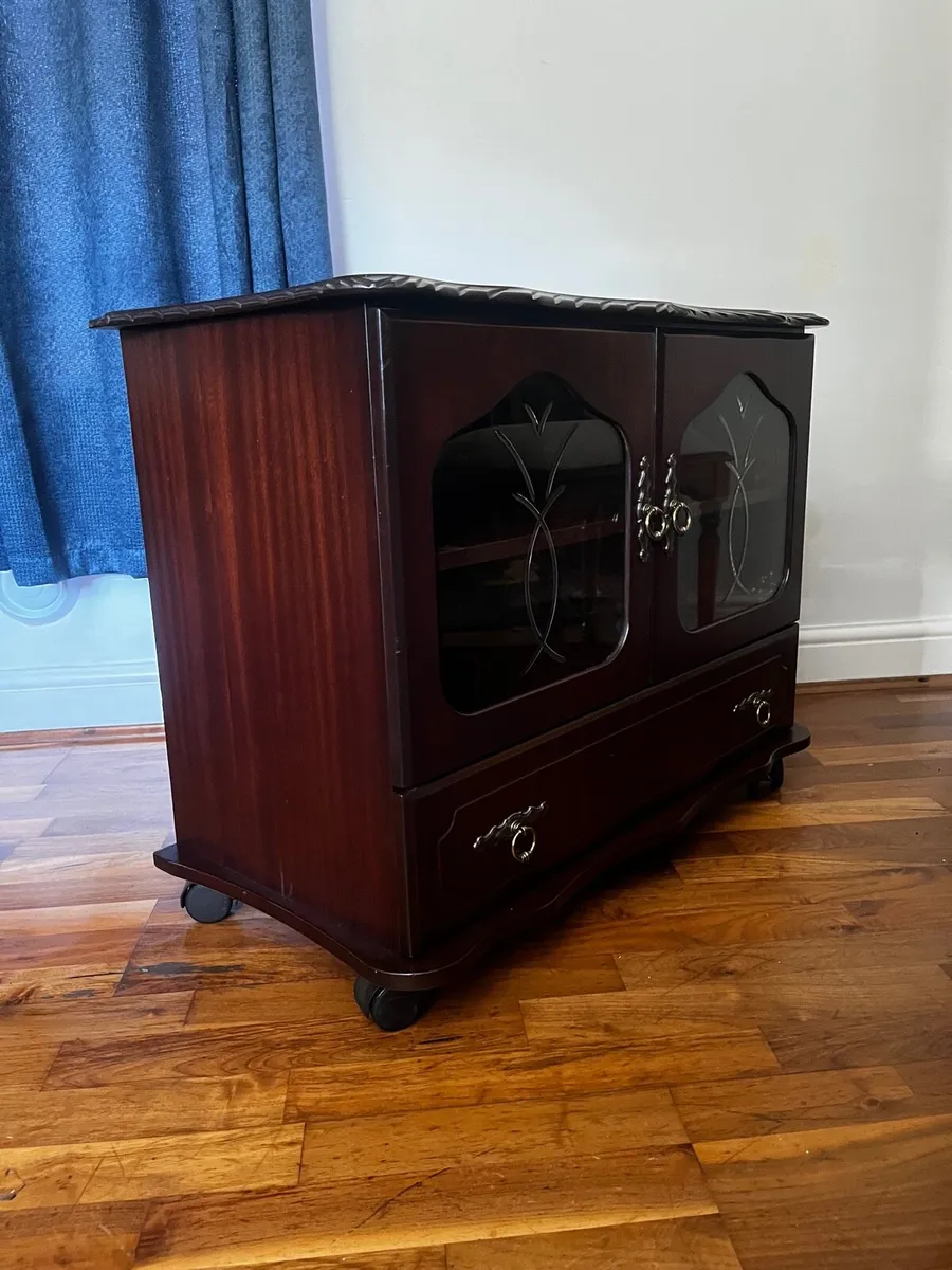 FREE///Vintage Rossmore Mahogany Unit - Image 2