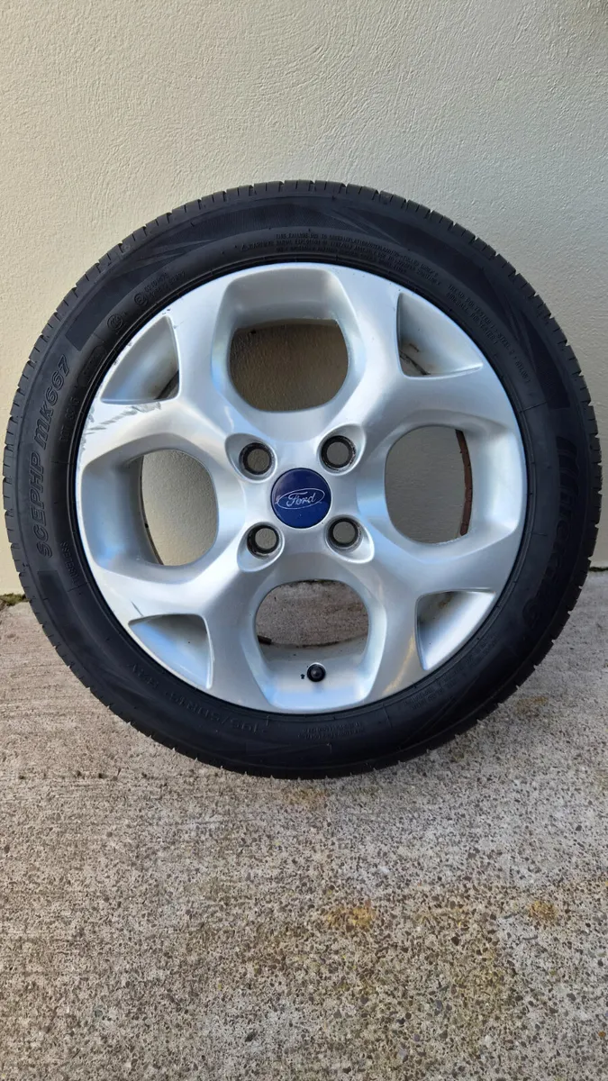 10 FORD FIESTA PETROL 1.25 PARTS - Image 1