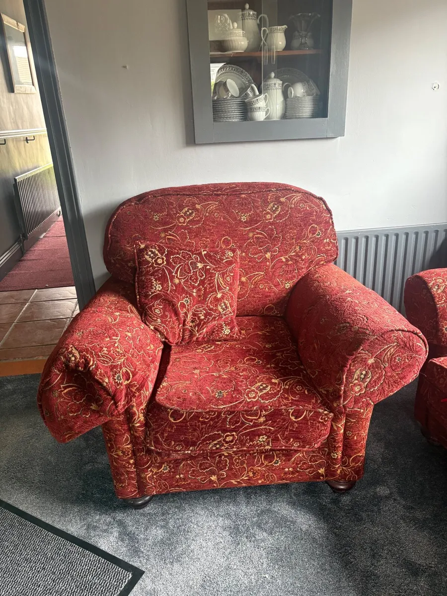 Sofa + Arm chairs for sale - Image 4