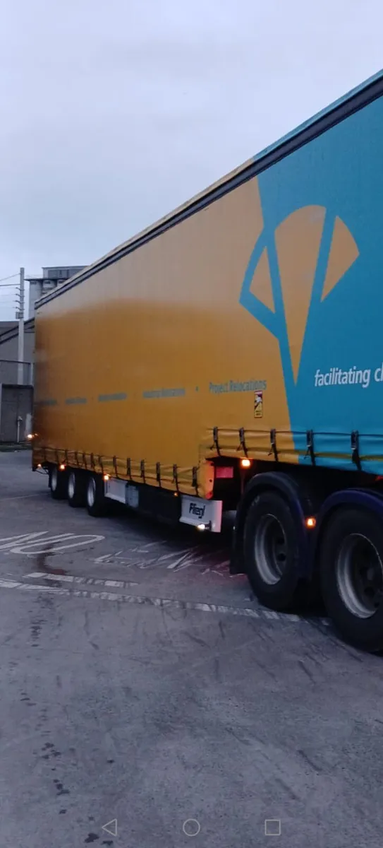 Lowloader - Image 1