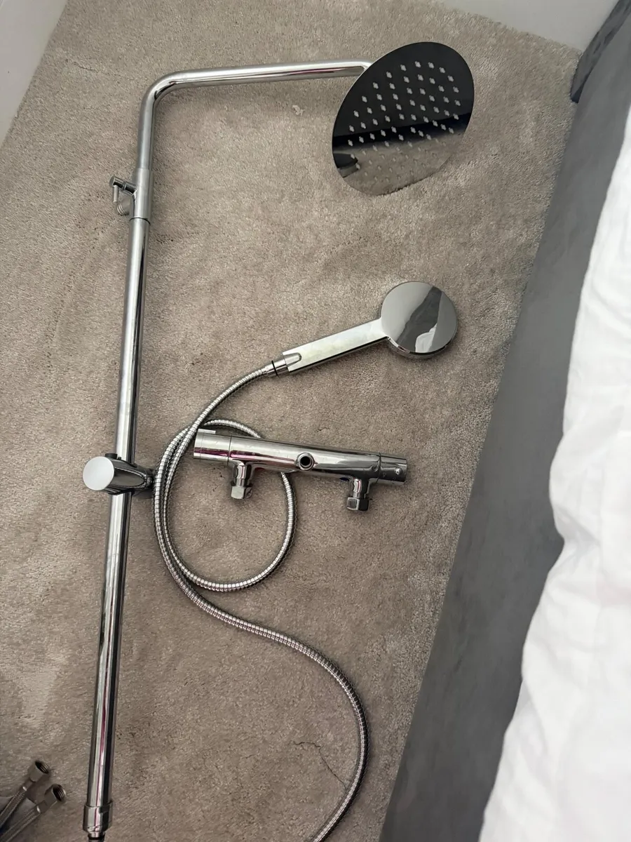 Waterfall shower head