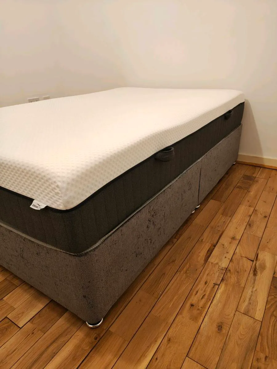 Bed with sidebed - Image 4
