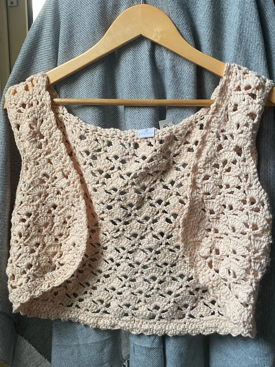 Handmade crochet vest - Image 2