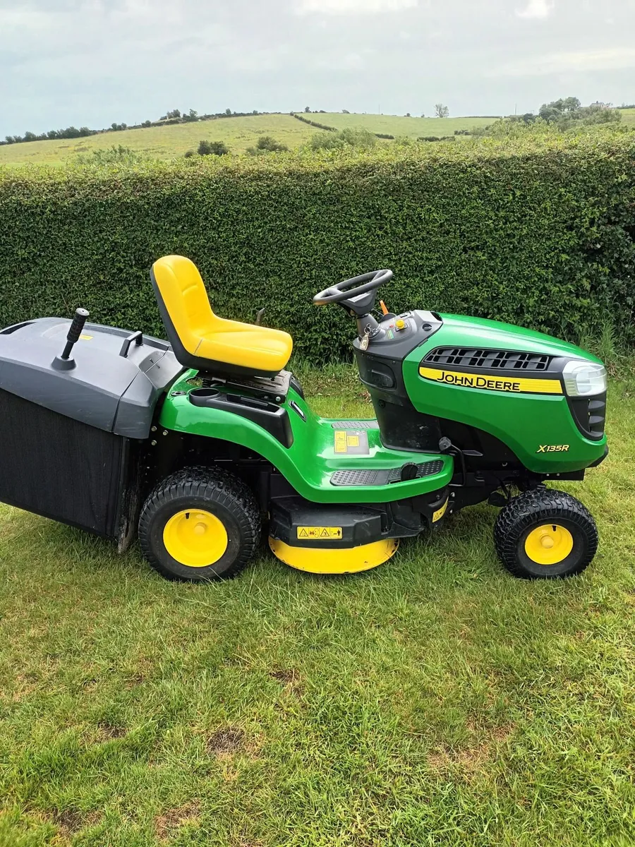 John deere X135R - Image 2