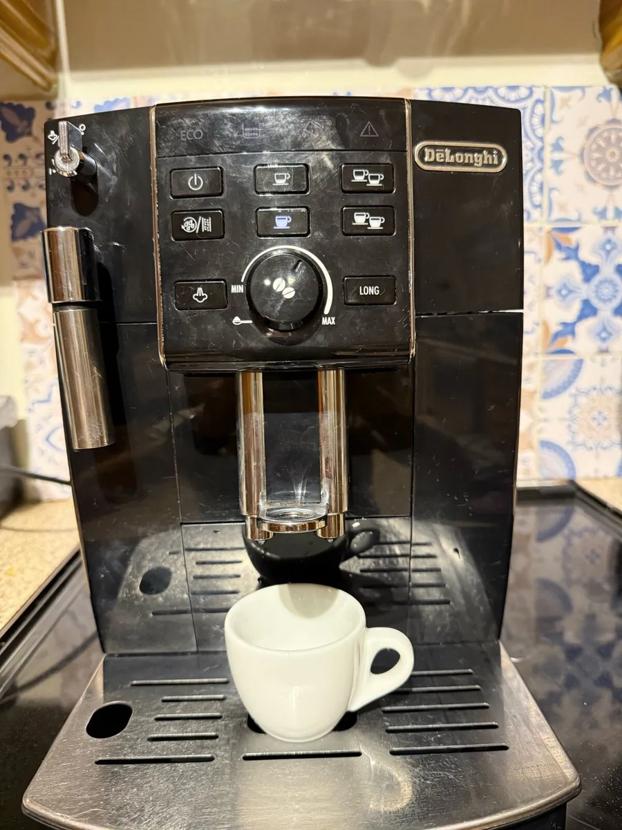 Delonghi ecam13.123.b Espresso Coffee Machine - Image 2