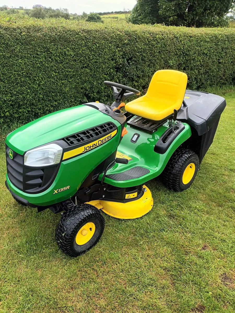 John deere X135R - Image 1