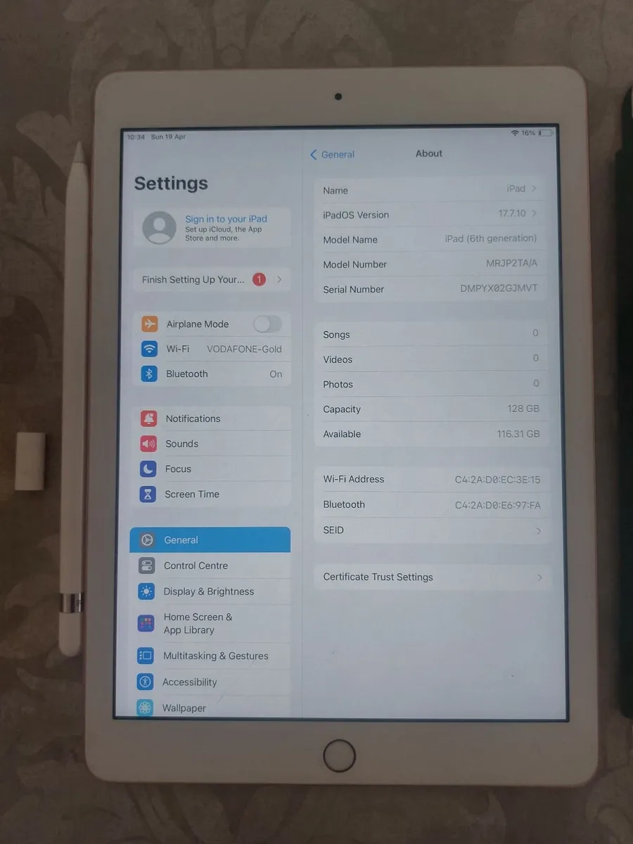 iPad (6th Gen) with Apple Pen (1st Gen) - Image 3