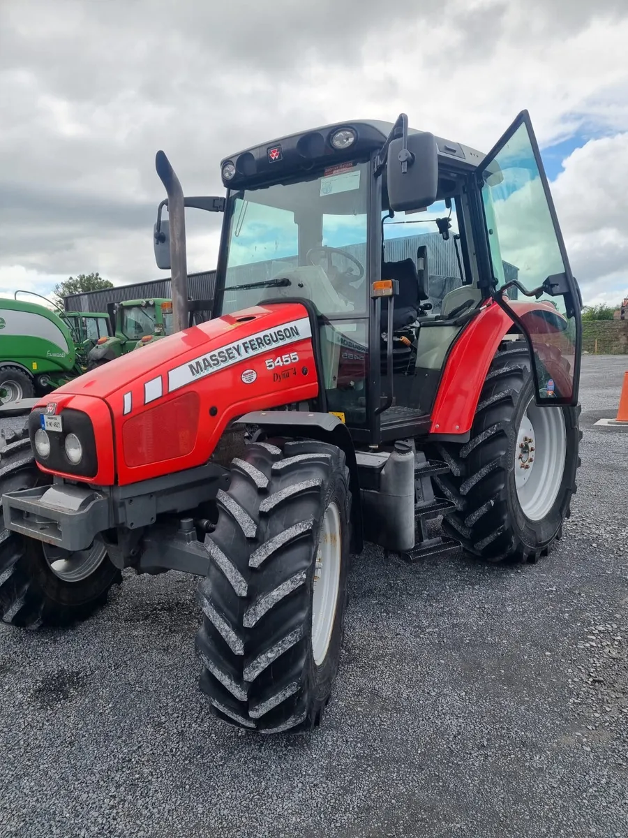 Tractor Massey Ferguson tier 3 - Image 2