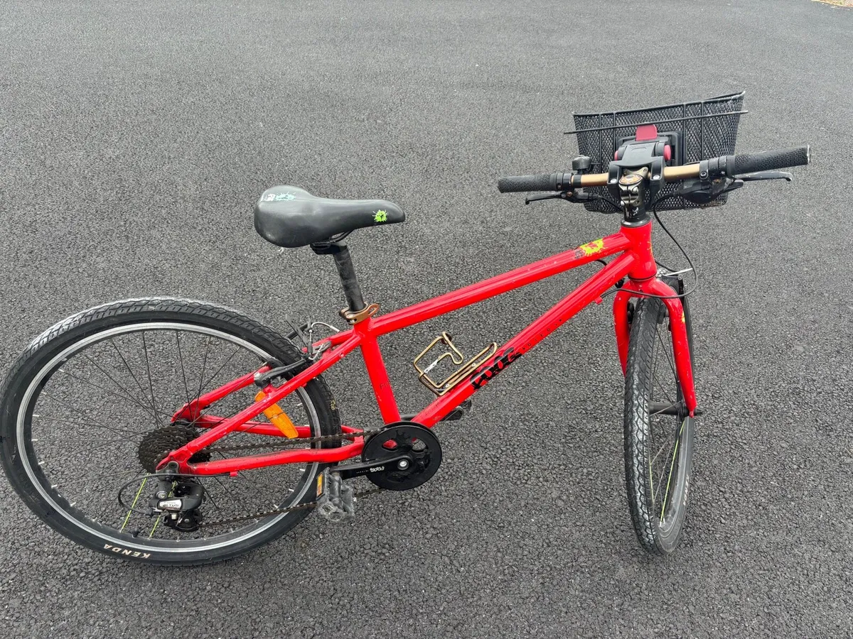 Frog 62 Kids Bike (Red) - Image 1